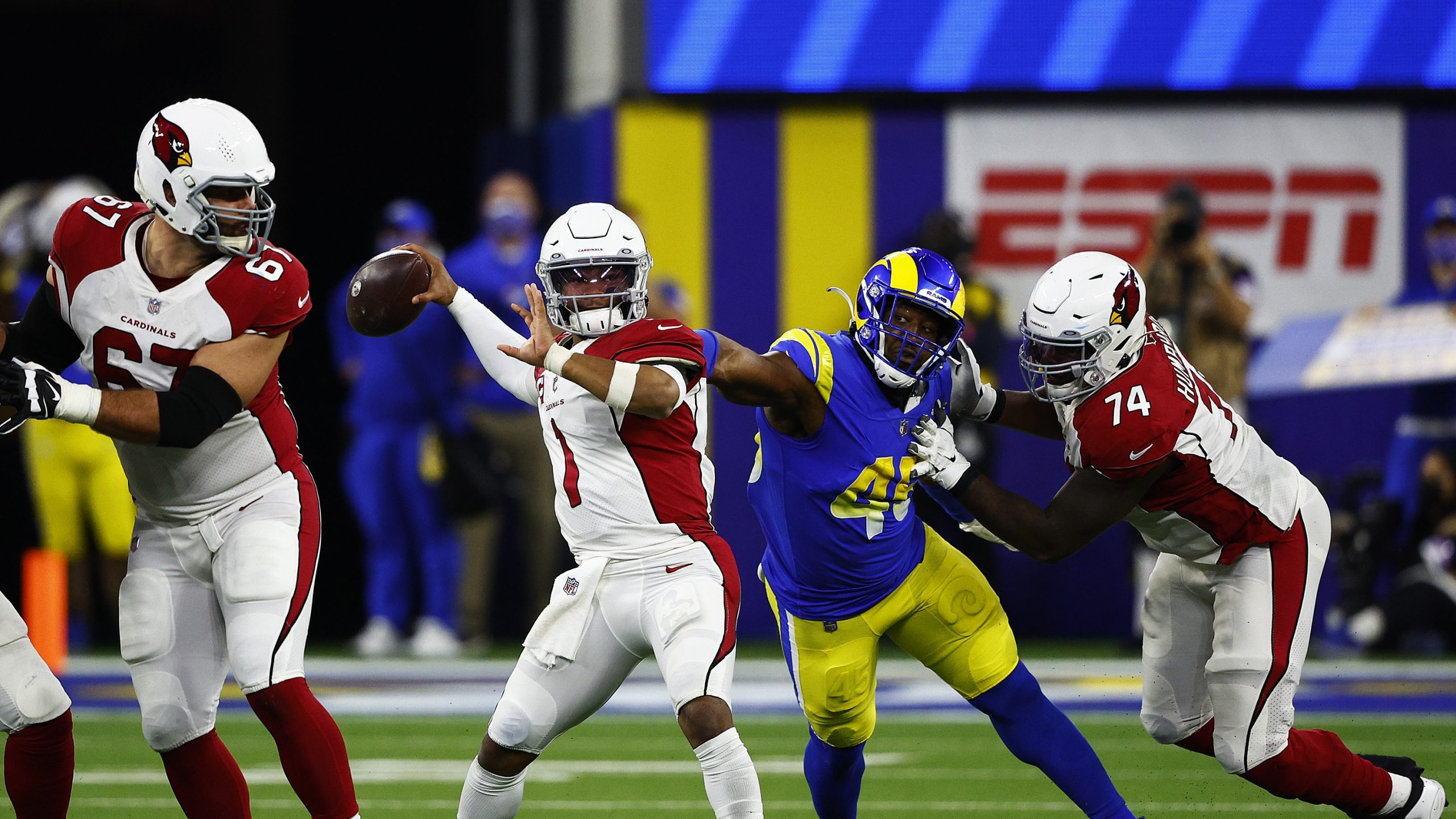 Kyler Murray #1 of the Arizona Cardinals throws a pass against the Los Angeles Rams  during the sec...