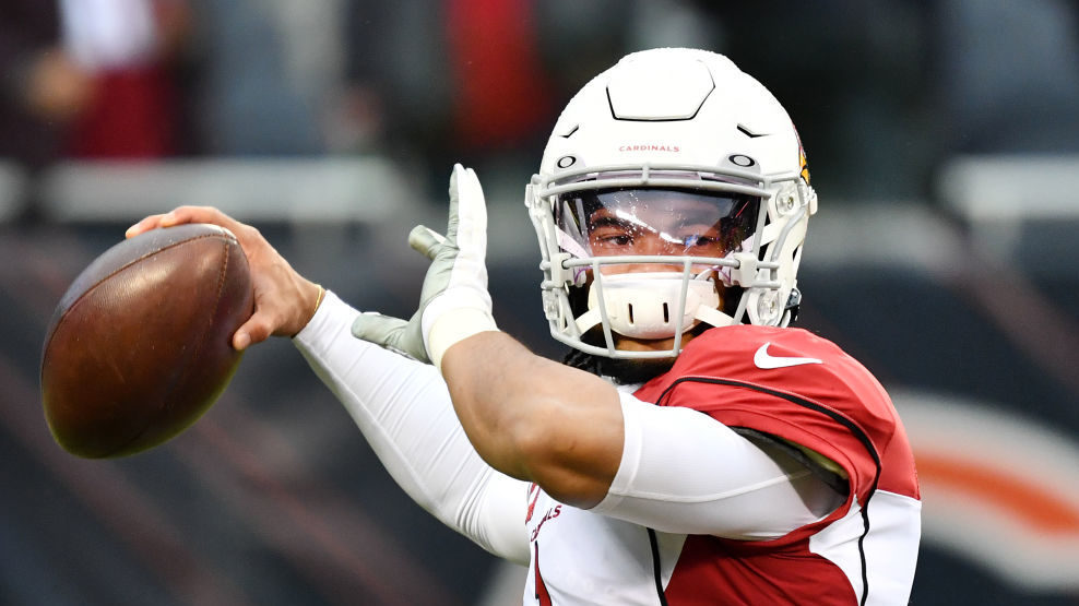 Kyler Murray #1 of the Arizona Cardinals warms up before the game against the Chicago Bears at Sold...