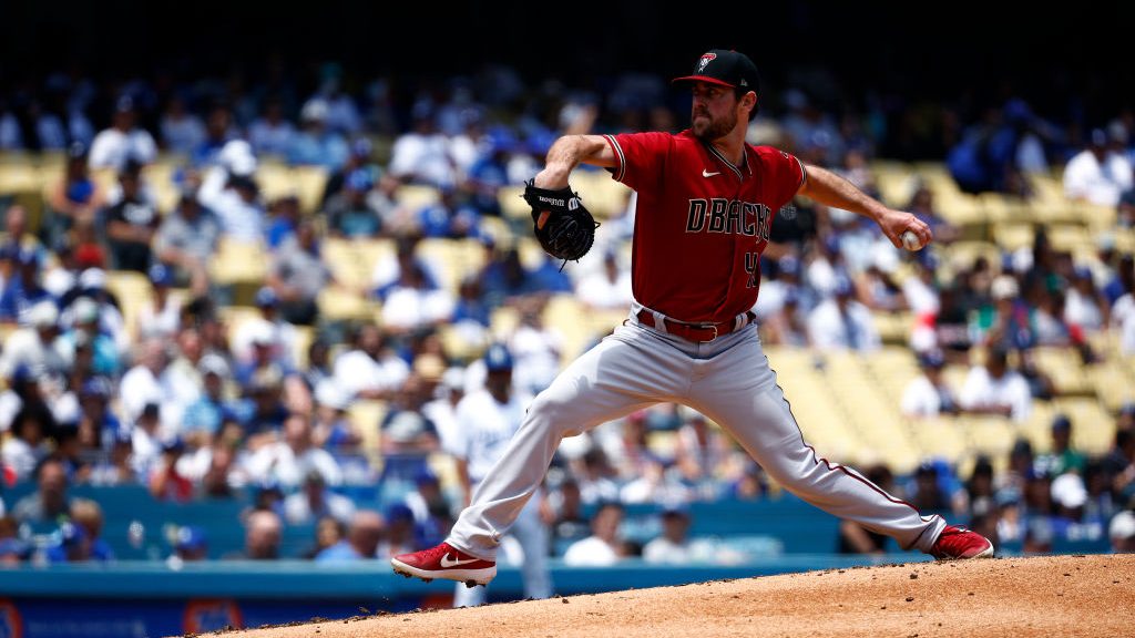 Tyler Gilbert #49 of the Arizona Diamondbacks throws against the Los Angeles Dodgers in the second ...