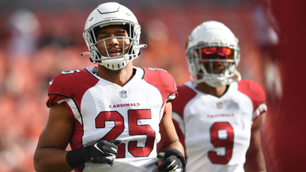 Zaven Collins #25 of the Arizona Cardinals warms up prior to the game against the Cleveland Browns ...