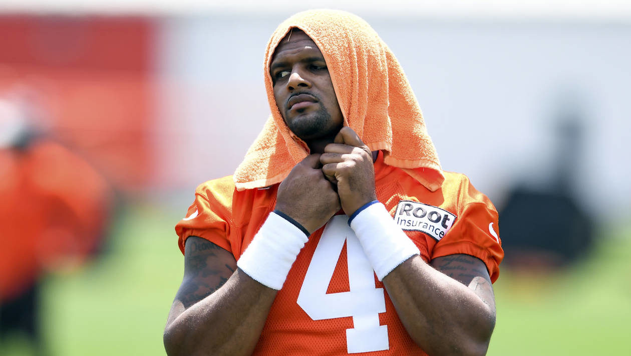 Cleveland Browns quarterback Deshaun Watson looks on during the NFL football team's training camp, ...
