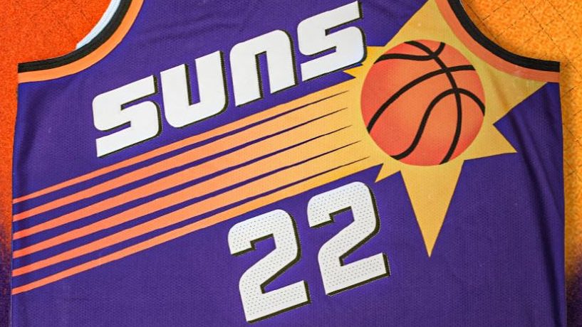 Kevin Durant Dons Suns Jersey For The First Time