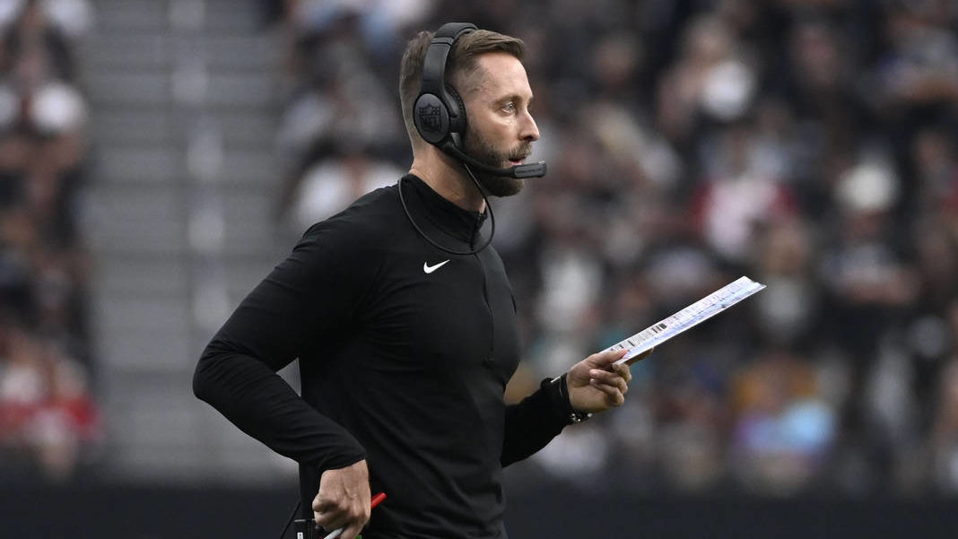 Arizona Cardinals head coach Kliff Kingsbury watches from the sideline during the second half of an...