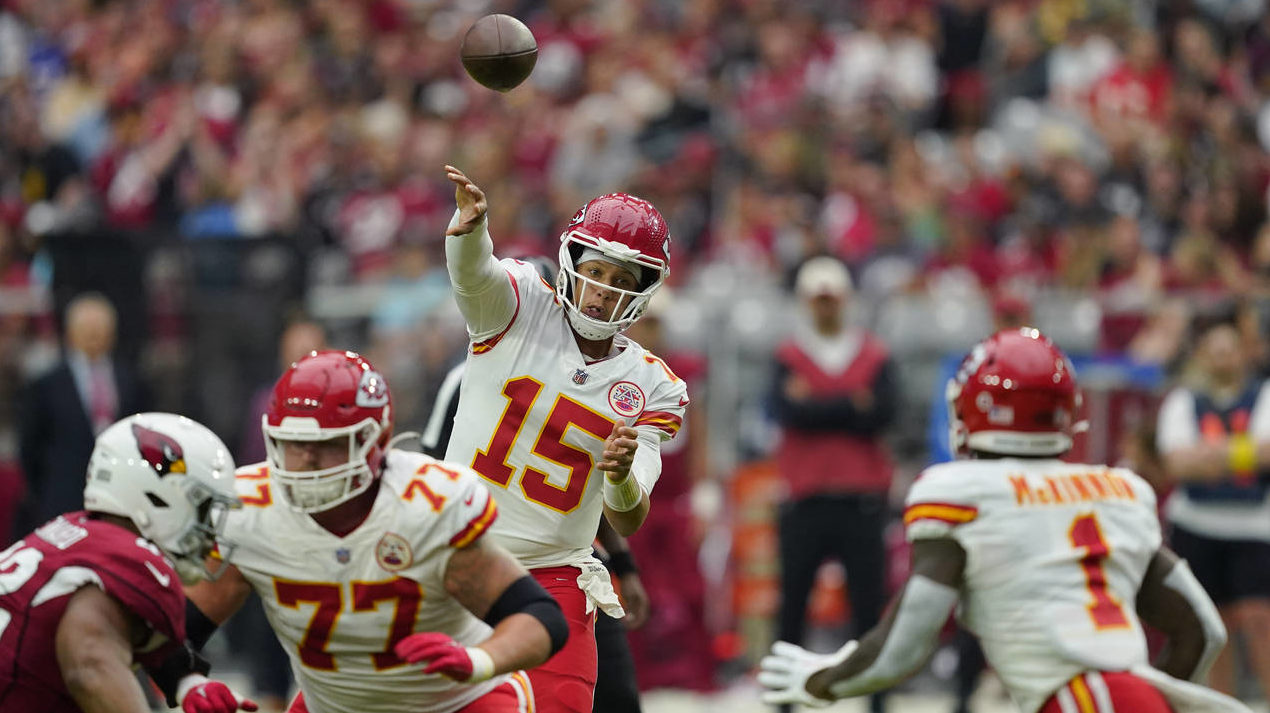 Kansas City Chiefs quarterback Patrick Mahomes (15) throws against the Arizona Cardinals during the...