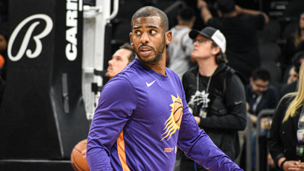 Phoenix Suns point guard Chris Paul warms up before a 108-106 loss to the Portland Trail Blazers at...