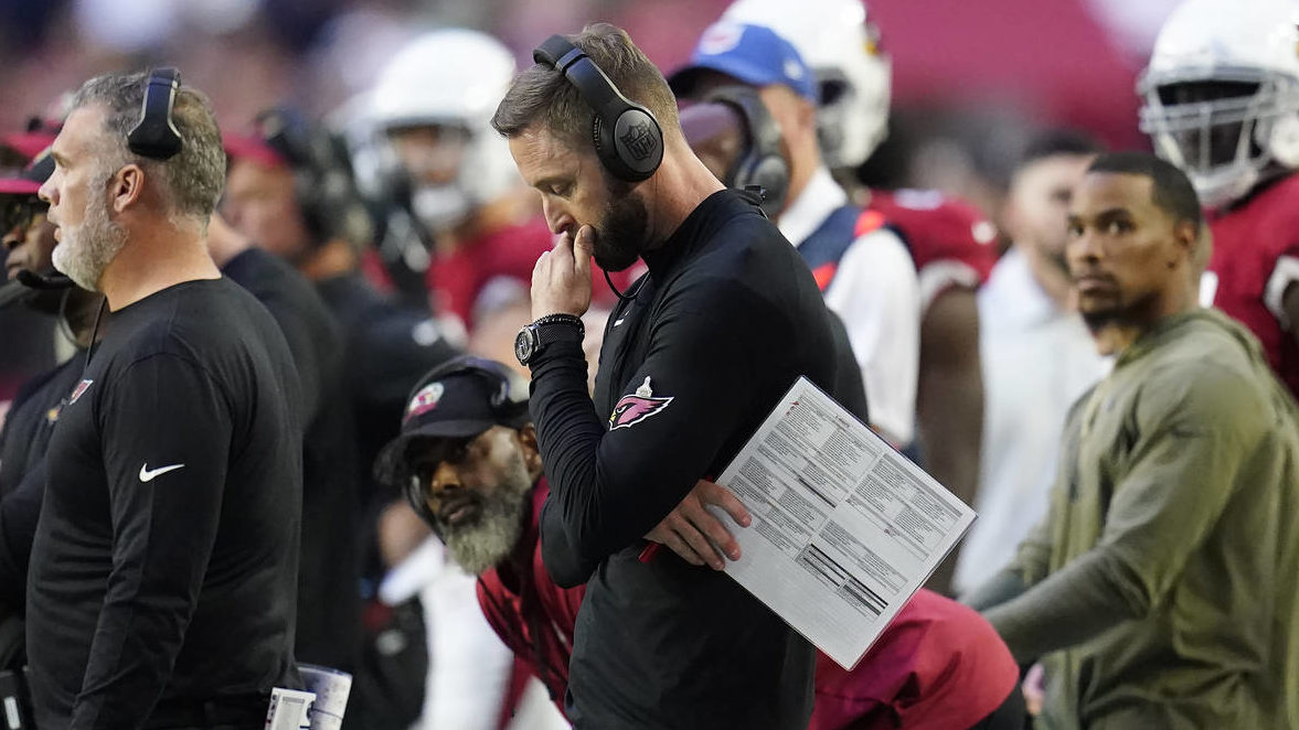 Arizona Cardinals head coach Kliff Kingsbury reacts from the sideline during the second half of his...
