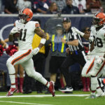 
              Cleveland Browns wide receiver Donovan Peoples-Jones (11) runs into the end zone for a touchdown on a 76-yard punt return during the first half of an NFL football game between the Cleveland Browns and Houston Texans in Houston, Sunday, Dec. 4, 2022,. (AP Photo/Eric Gay)
            