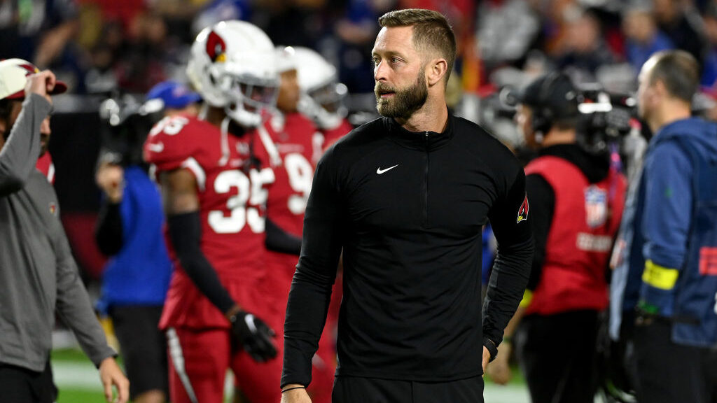 Head coach Kliff Kingsbury of the Arizona Cardinals looks on prior to the game against the New Engl...