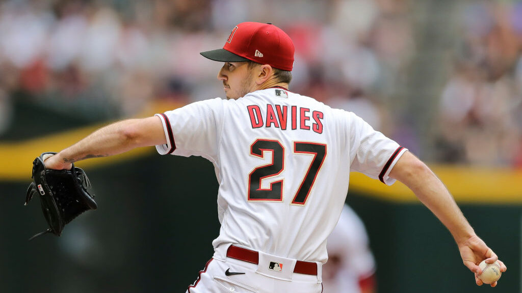 Pitcher Zach Davies #27 of the Arizona Diamondbacks pitches during their MLB game against the San D...