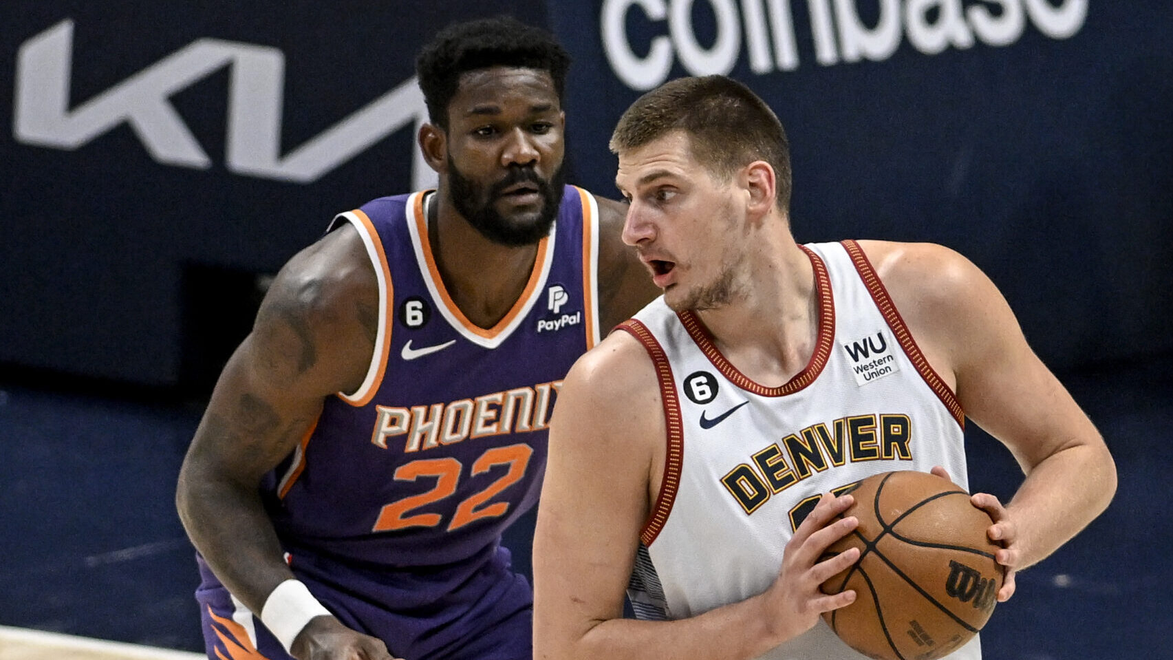 Deandre Ayton defends Nikola Jokic in Game 5 of Suns-Nuggets...