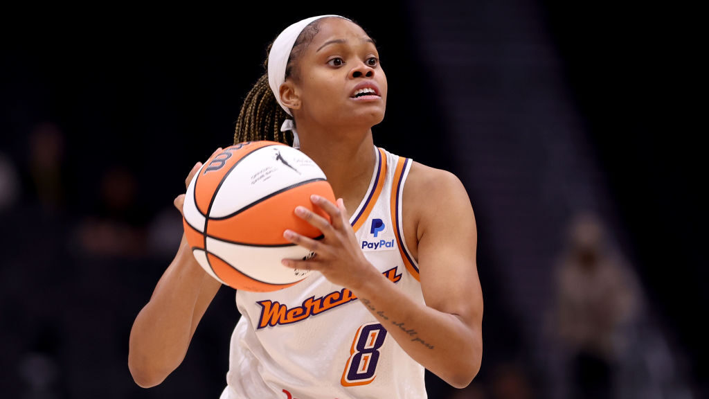 Moriah Jefferson #8 of the Phoenix Mercury looks to pass against the Seattle Storm during the first...