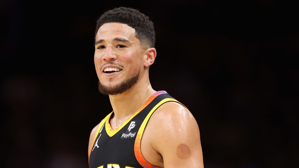 Devin Booker plays Suns teammate trivia, gives 1st impressions of new names