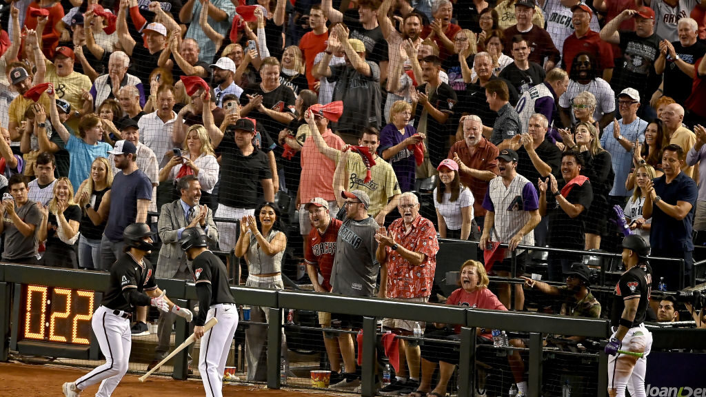 Home-field advantage swings the NLCS in favor of the T-Backs