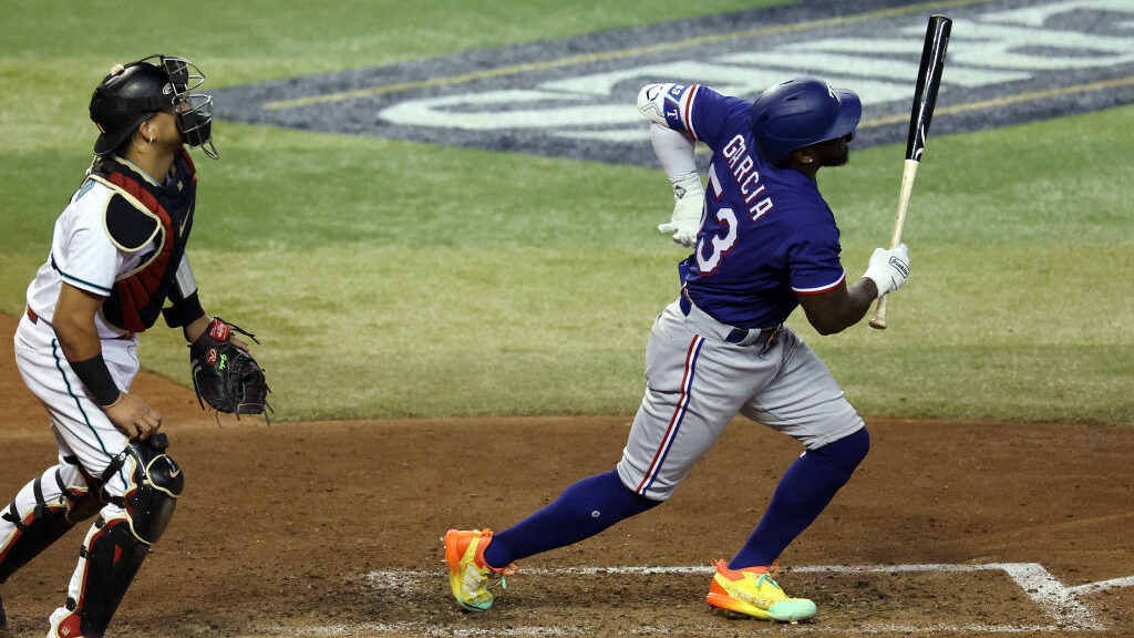 Rangers' Adolis Garcia undergoing MRI for left-side tightness suffered in Game 3
