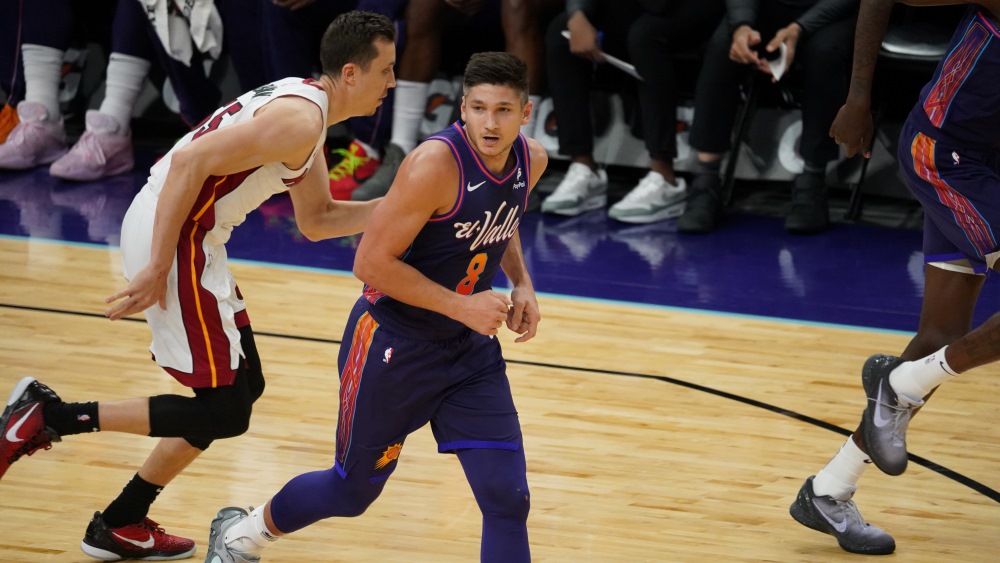 Grayson Allen ties Suns record for 3s in win over Heat