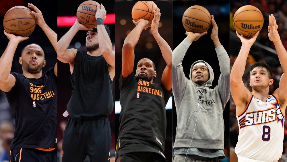 Phoenix Suns Eric Gordon, Devin Booker, Kevin Durant, Bradley Beal and Grayson Allen (Photos courte...