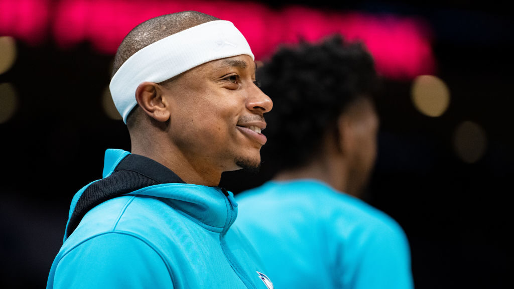 Isaiah Thomas expects to step in as a leader in Suns' locker room