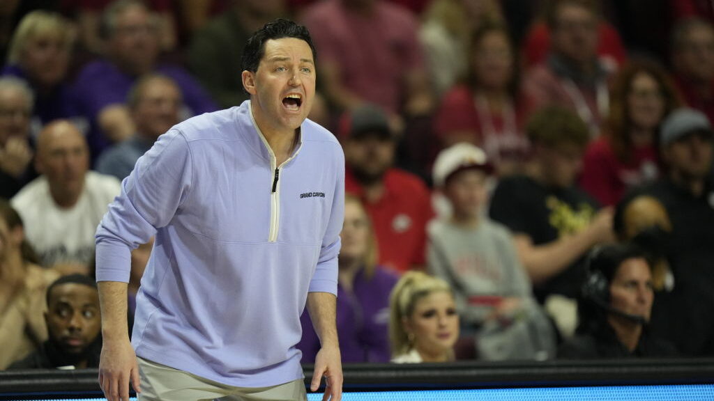 Head coach Bryce Drew of the Grand Canyon Antelopes gestures during the second half of the champion...