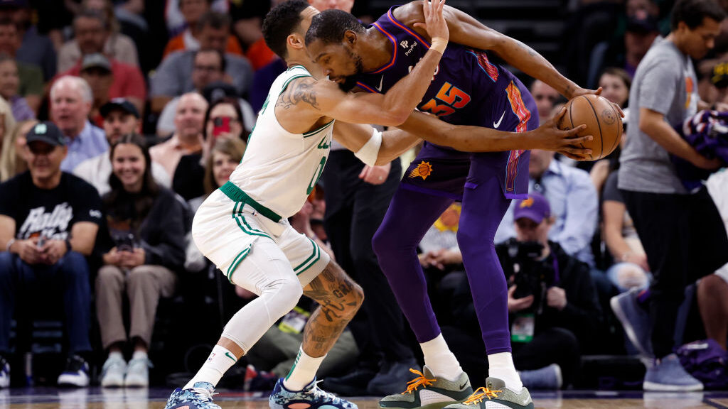 Suns' Kevin Durant drops season-high scoring night in loss to Celtics