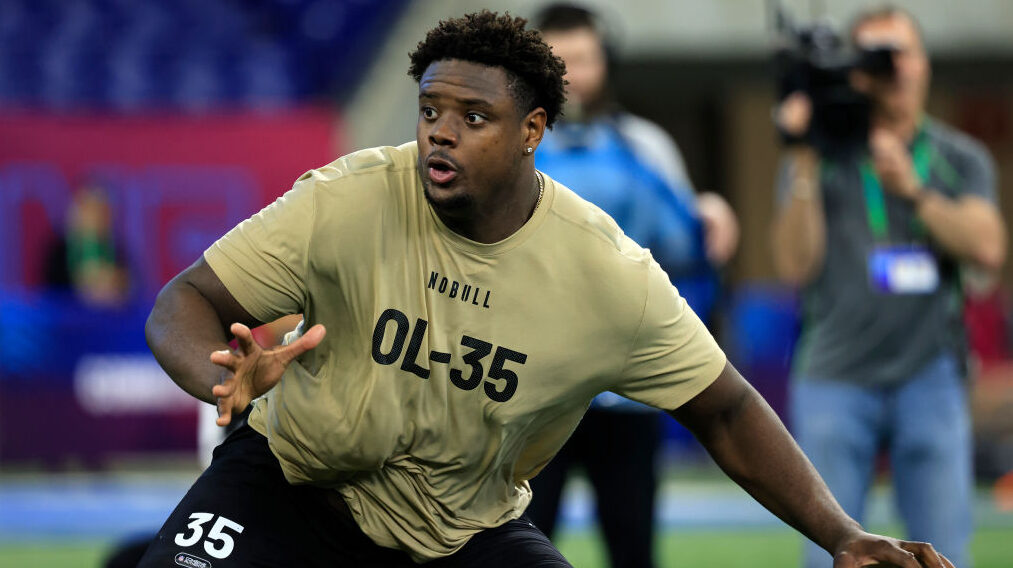 Christian Jones works out at NFL Draft Combine...