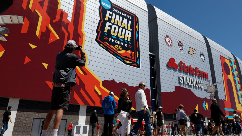 Don't put Final Four programs in your luggage, TSA advises