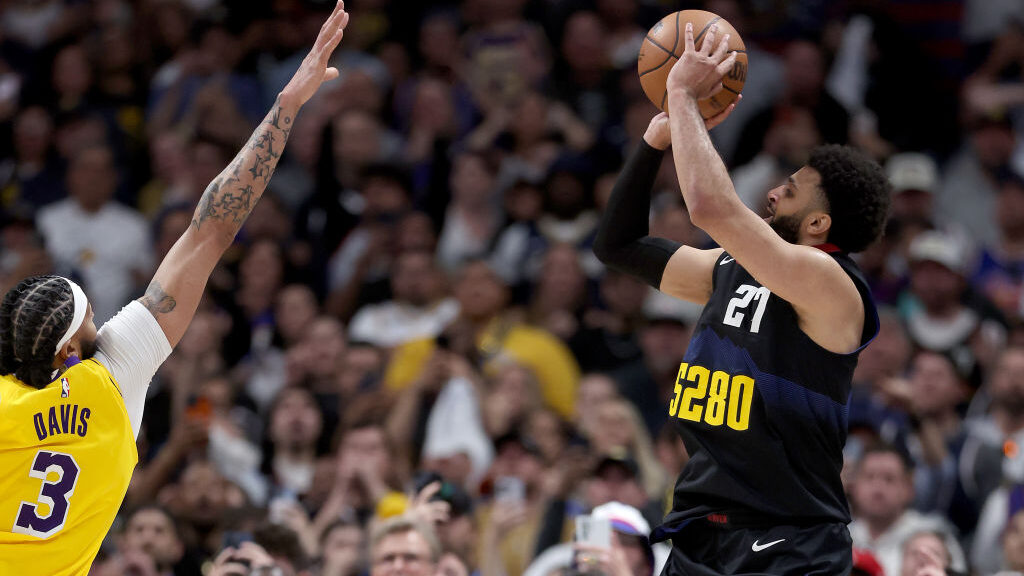 Nuggets' Jamal Murray hits buzzer beater over Lakers' Anthony Davis to take 2-0 lead