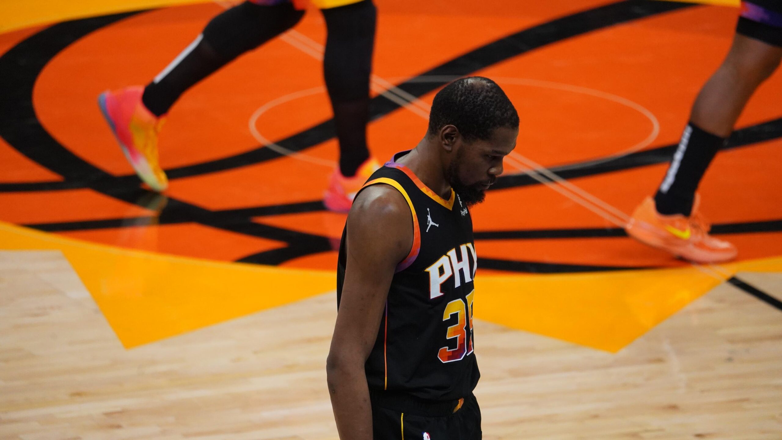 Phoenix Suns forward Kevin Durant (Jeremy Schnell/Arizona Sports)...