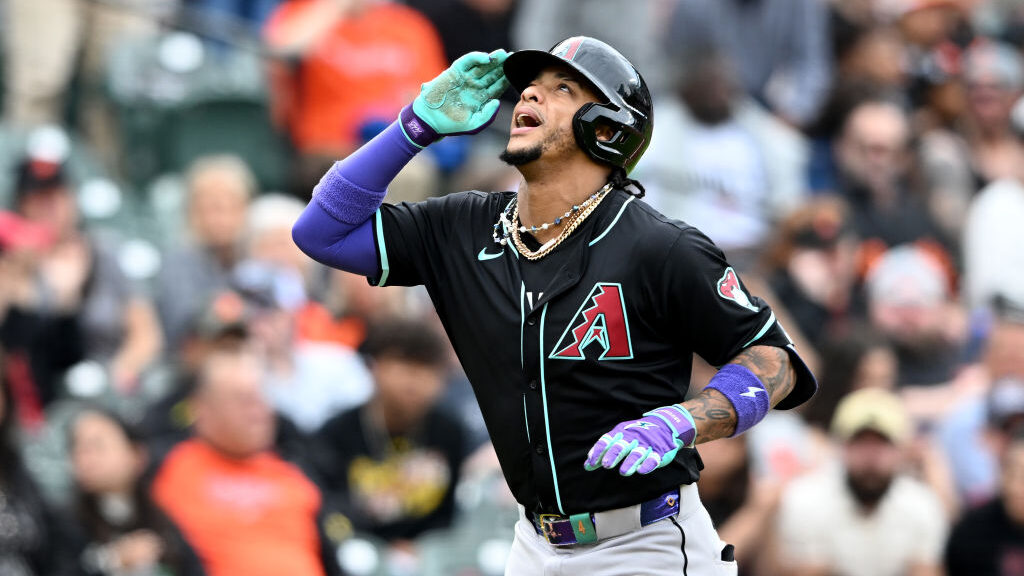 Dbacks 2B Ketel Marte chasing Luis Arraez in 2024 MLB AllStar Game