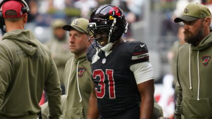 Emari Demercado exits Cardinals-49ers with ankle injury