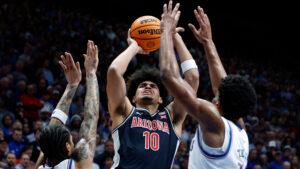 Freshmen Koa Peat, Dwayne Aristode set to return Saturday against No. 14 Kansas