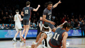 Grand Canyon falls to Wyoming despite Makaih Williams' 29 points
