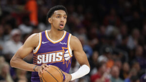 Ryan Dunn steps into biggest Suns role yet with Dillon Brooks out