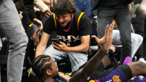 Jalen Green's 3 at the buzzer gives Suns 2OT win over Magic after Brooks, Goodwin exit