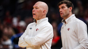Report: Saint Mary's coach Randy Bennett considering leaving for ASU job