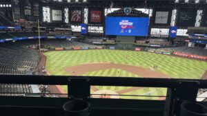 Diamondbacks' new ribbon boards causing problems for fans on Opening Day