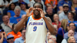 Report: Suns will explore trading for 1st-round pick in draft