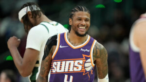 Jalen Green finds more balance, Suns win shootout vs. Bucks
