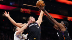 Grayson Allen available, Mark Williams out for Suns-Warriors play-in game