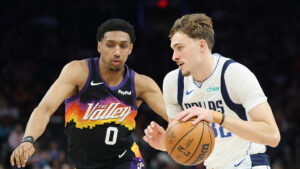 Suns get uninspiring win vs. Mavericks to secure No. 7 seed for play-in