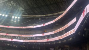Diamondbacks' Hall: Ribbon boards at Chase Field 'a bit of a miss'