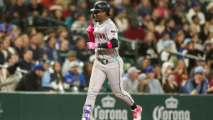 Geraldo Perdomo hit a homer and won a mascot race in Diamondbacks-Reds series finale