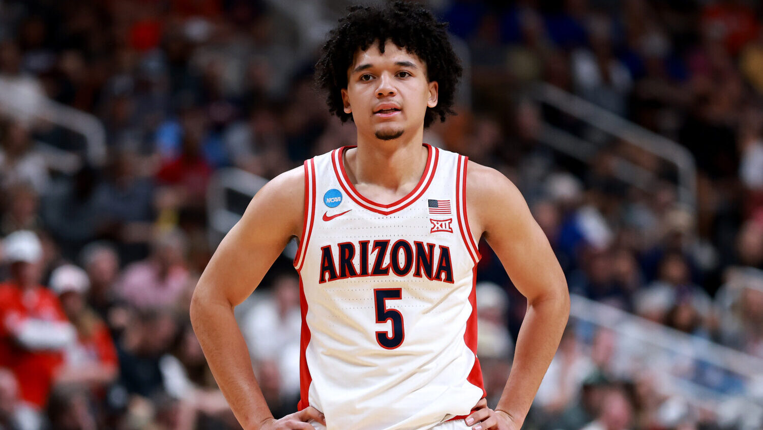 SAN JOSE, CALIFORNIA - MARCH 26: Brayden Burries #5 of the Arizona Wildcats looks on against the Ar...
