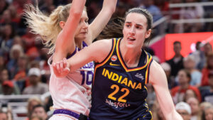 Mercury squander early lead in Fever loss, Alyssa Thomas makes WNBA history with 500th assist