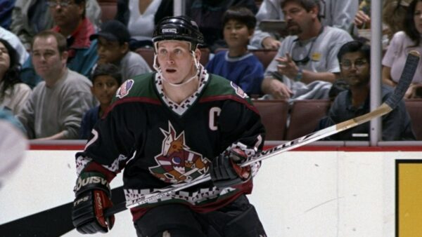 Coyotes legend Keith Tkachuk