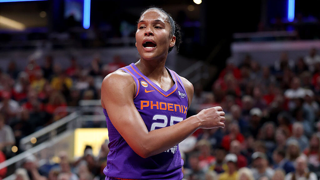 Mercury's Alyssa Thomas...