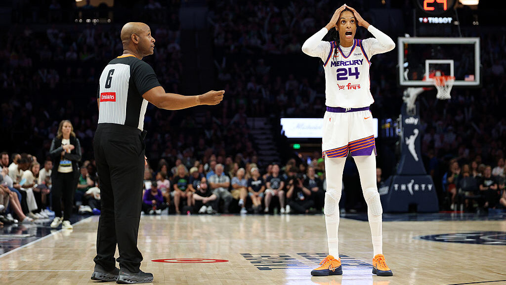 MINNEAPOLIS, MINNESOTA - JULY 13: DeWanna Bonner #24 of the Phoenix Mercury reacts to a foul call a...