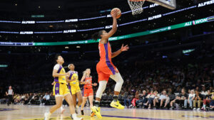 Alyssa Thomas records first triple-double of season as Mercury top Sparks