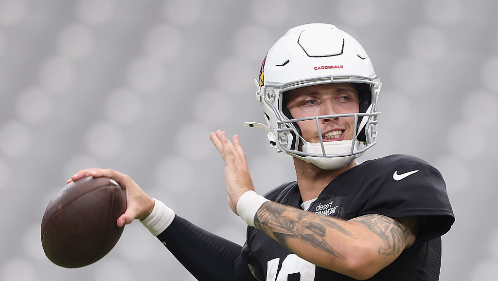 Carson Beck takes another step despite sloppy offensive showing at training camp...