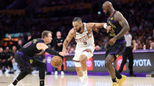 Which games on the Suns’ schedule did Dillon Brooks circle?