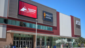 ASU hockey player hospitalized after collapse during outdoor workout